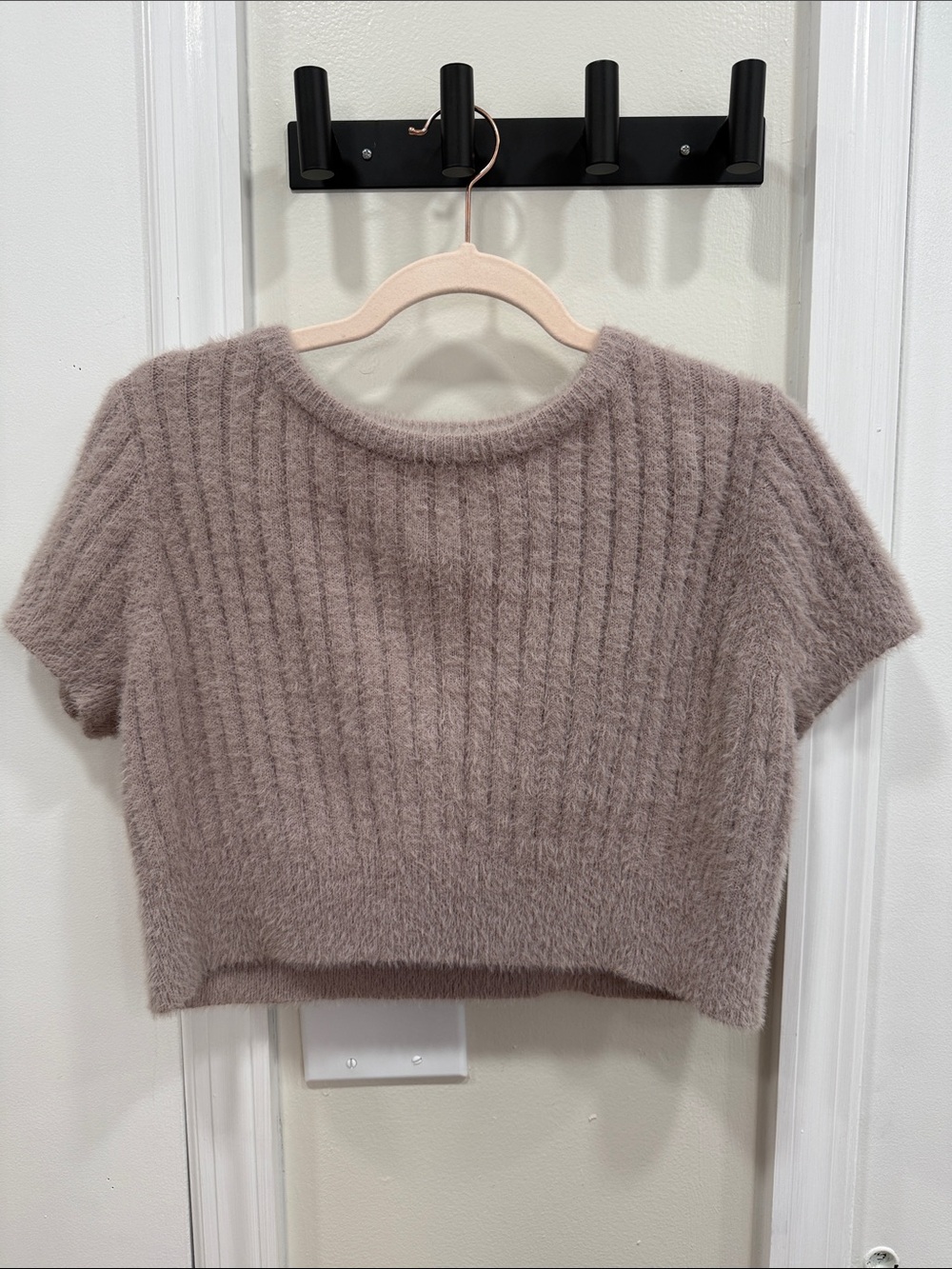 Kendall & Kylie Dream Girl Fuzzy Cropped Sweater